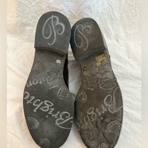 Brighton NWOT brown alligator design shoes - Picture 7 of 9